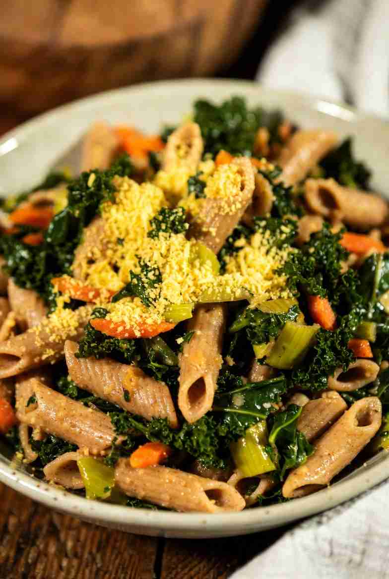 Volkoren Pasta met Boerenkool Prei Wortel en Kaas